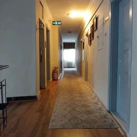 Tac Hotel