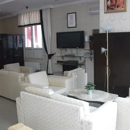 Tac Hotel