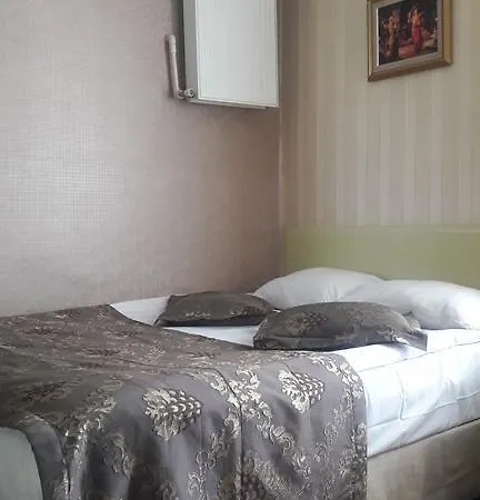 Tac Hotel 2*