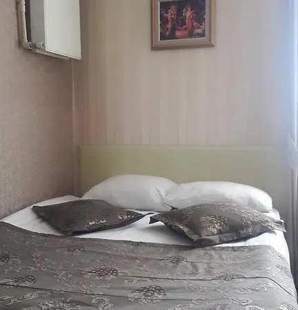 Tac Hotel