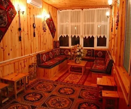 Tac Hotel 2*